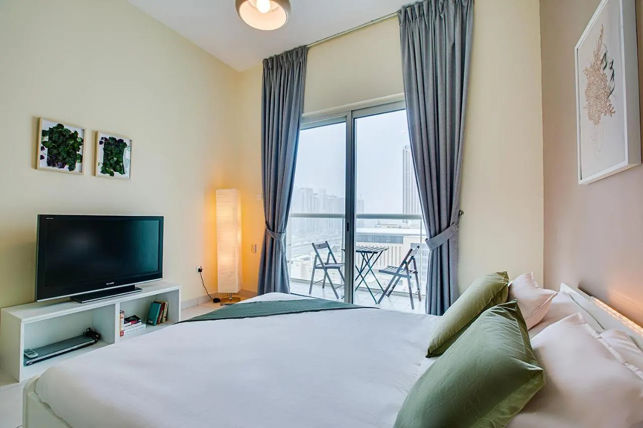 Apartment Splendid Studio In Marina View Towers Dubai